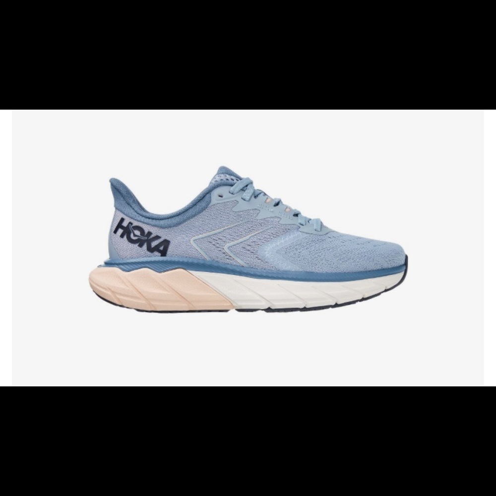 Women’s HOKA One One Arahi 5